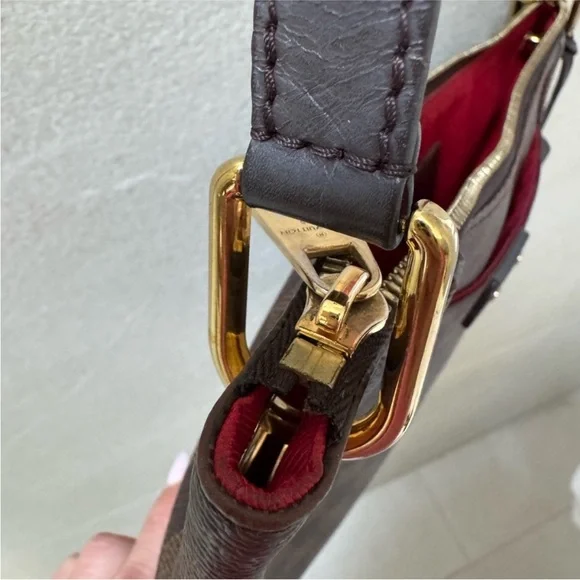 Louis Vuitton South Bank Damier Crossbody Shoulder Bag EBENE - Picture 13 of 15